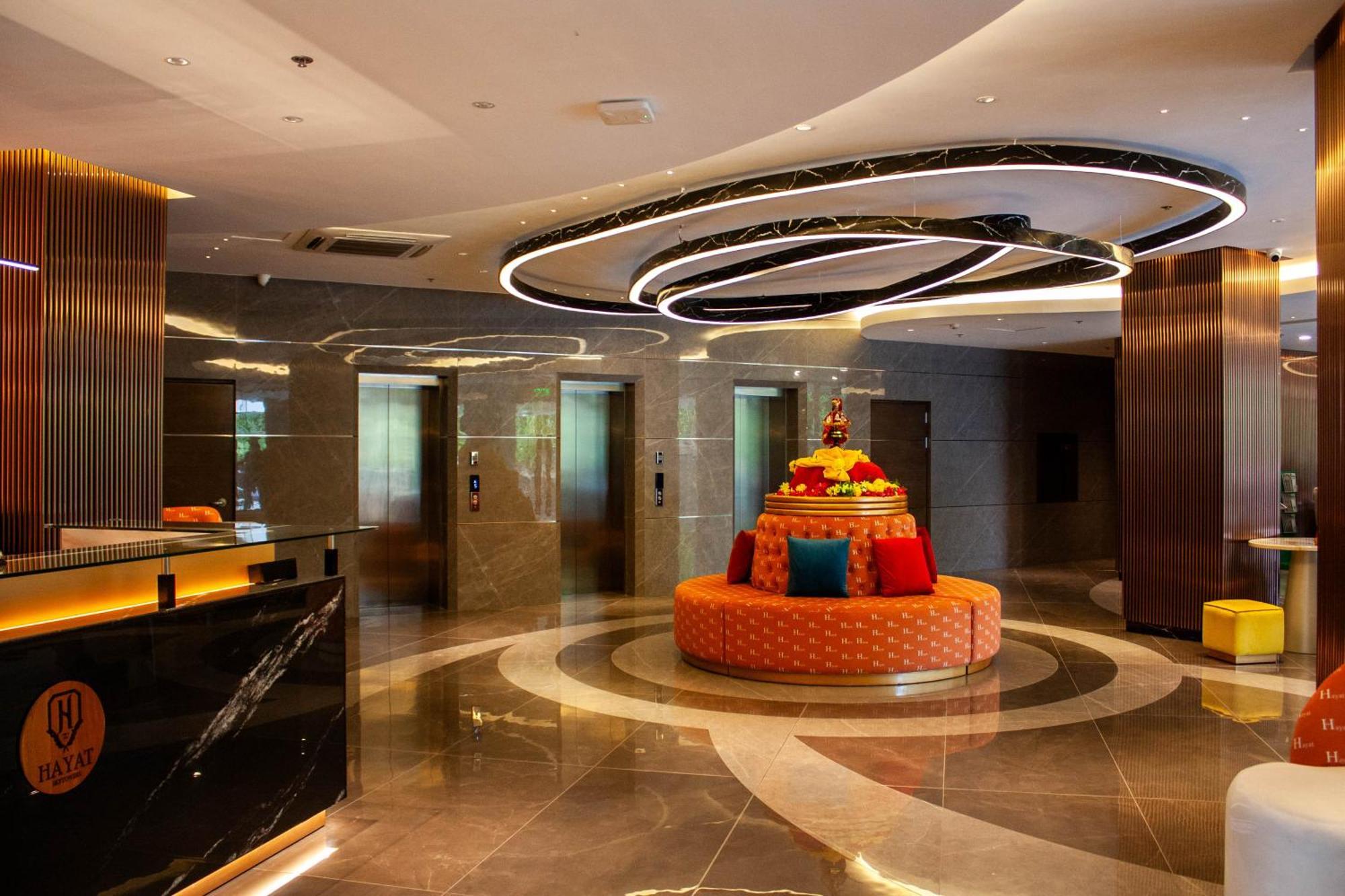 Hayat Sky Towers Hotel Cebu ภายนอก รูปภาพ