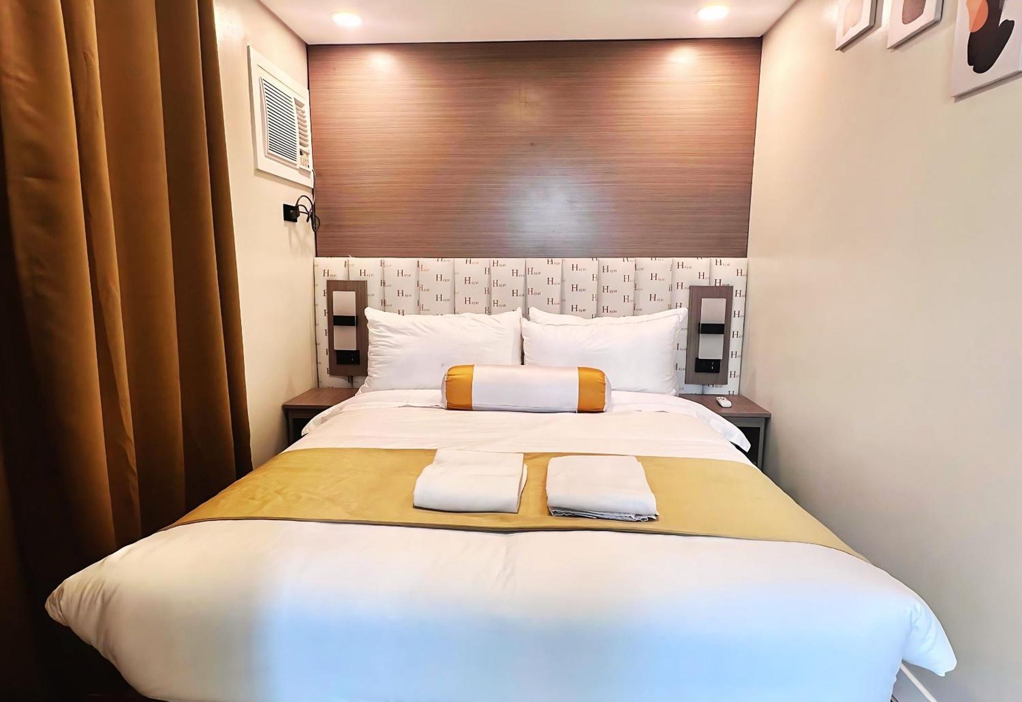 Hayat Sky Towers Hotel Cebu ภายนอก รูปภาพ