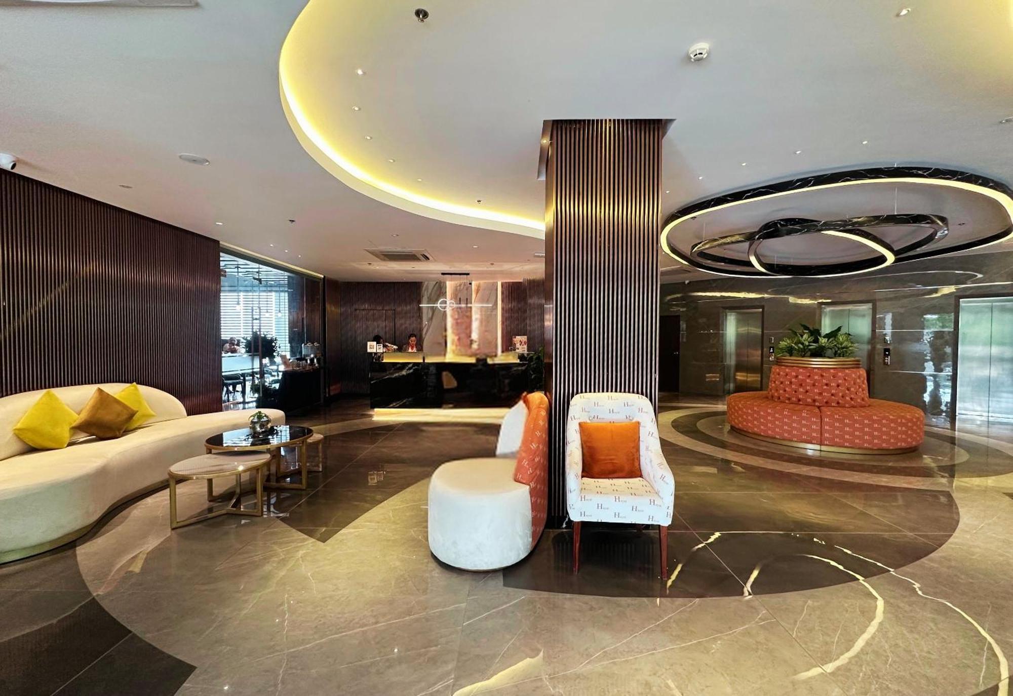 Hayat Sky Towers Hotel Cebu ภายนอก รูปภาพ